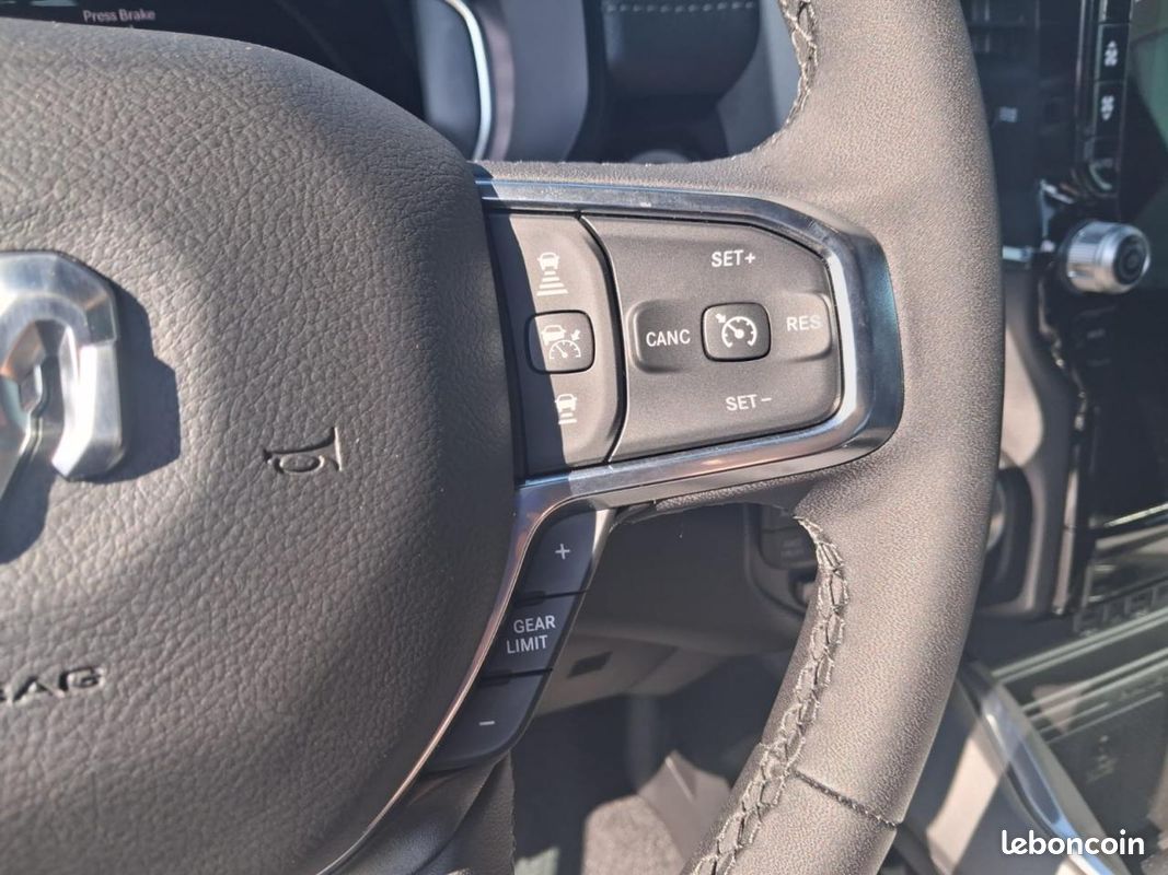 Dodge ram 1500 crew laramie sport night edition air (image 15)