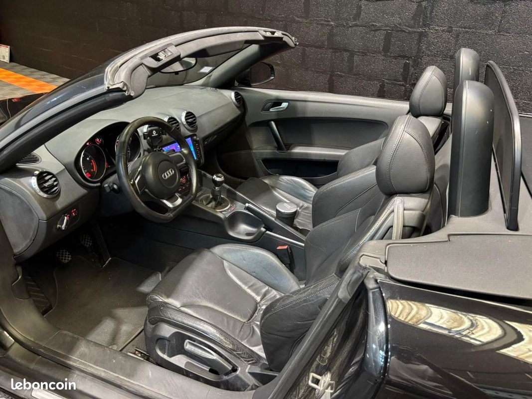 AUDI TT Roadster 2.0 TFSI - 200CV - ENTRETIEN SUIVI - CARPLAY (image 18)