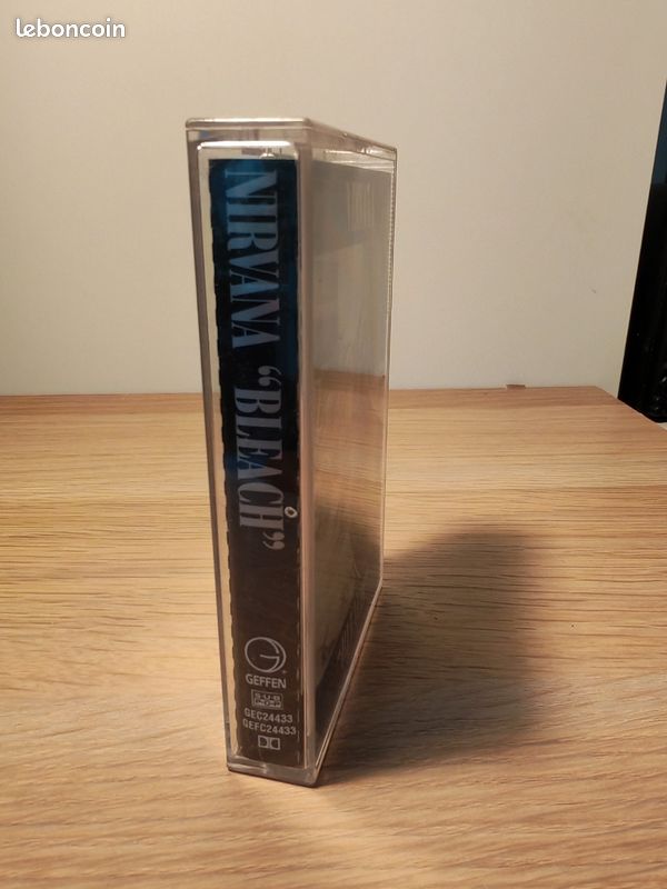 Cassette audio Nirvana "Bleach" k7 vintage Sub Pop Geffen 🎸📼 (image 3)