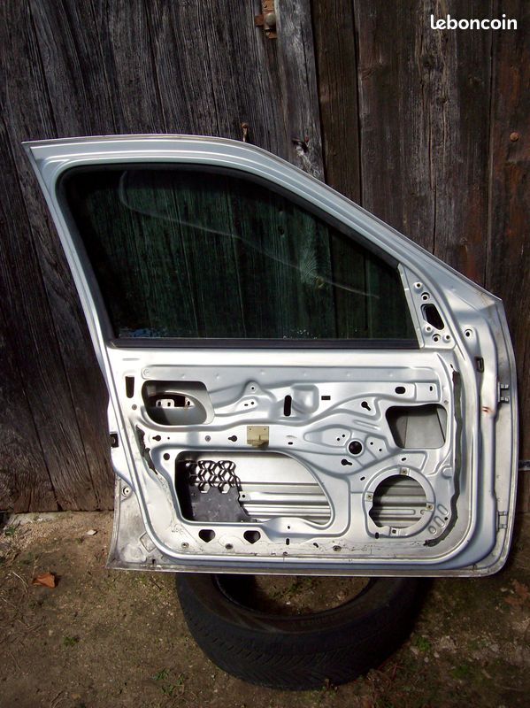 Porte avant gauche + vitre (couleur grise MV632- 5 portes) renault clio 2 (image 2)