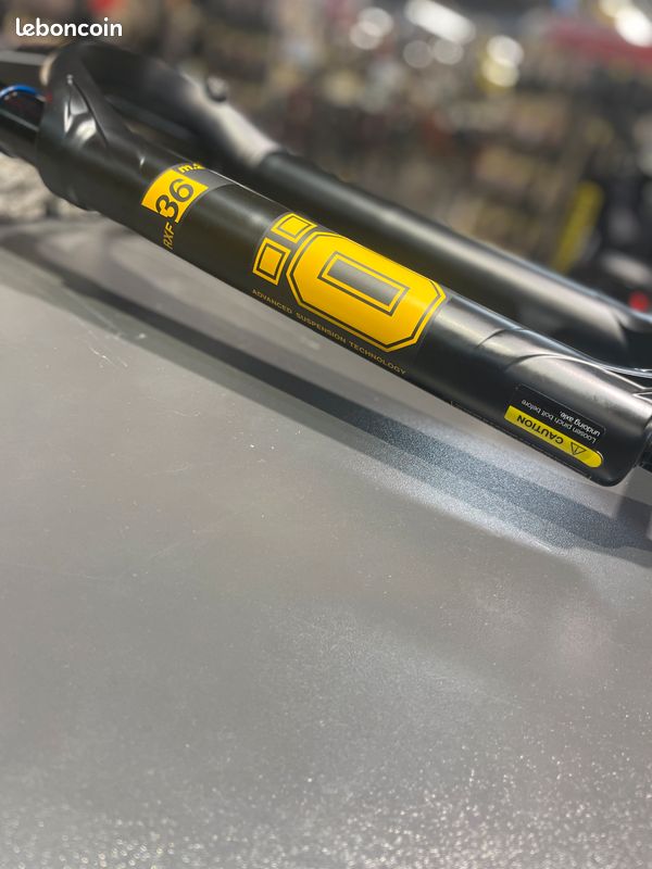 Fourche Öhlins RXF36 M2 (image 2)