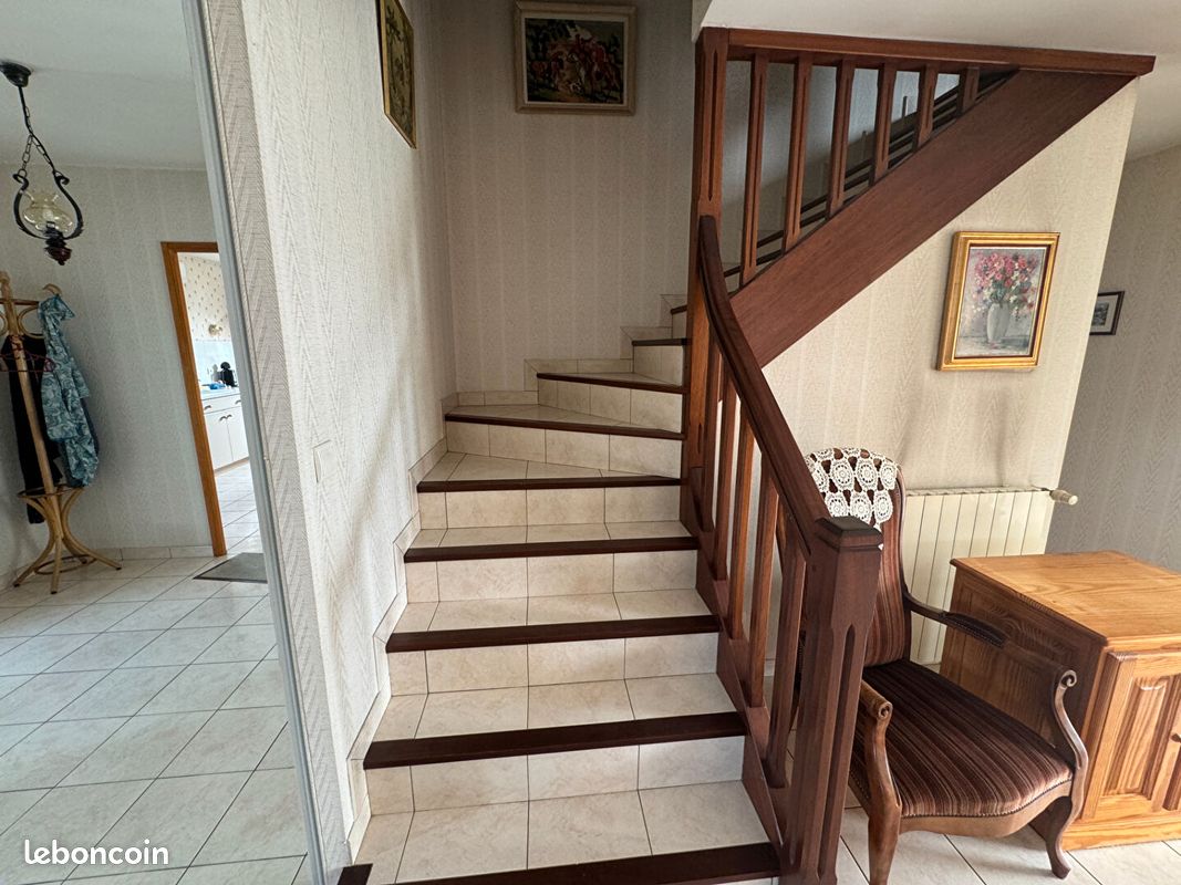 Maison 6 pièces 234 m² - Lescar 64230 (image principale 3)