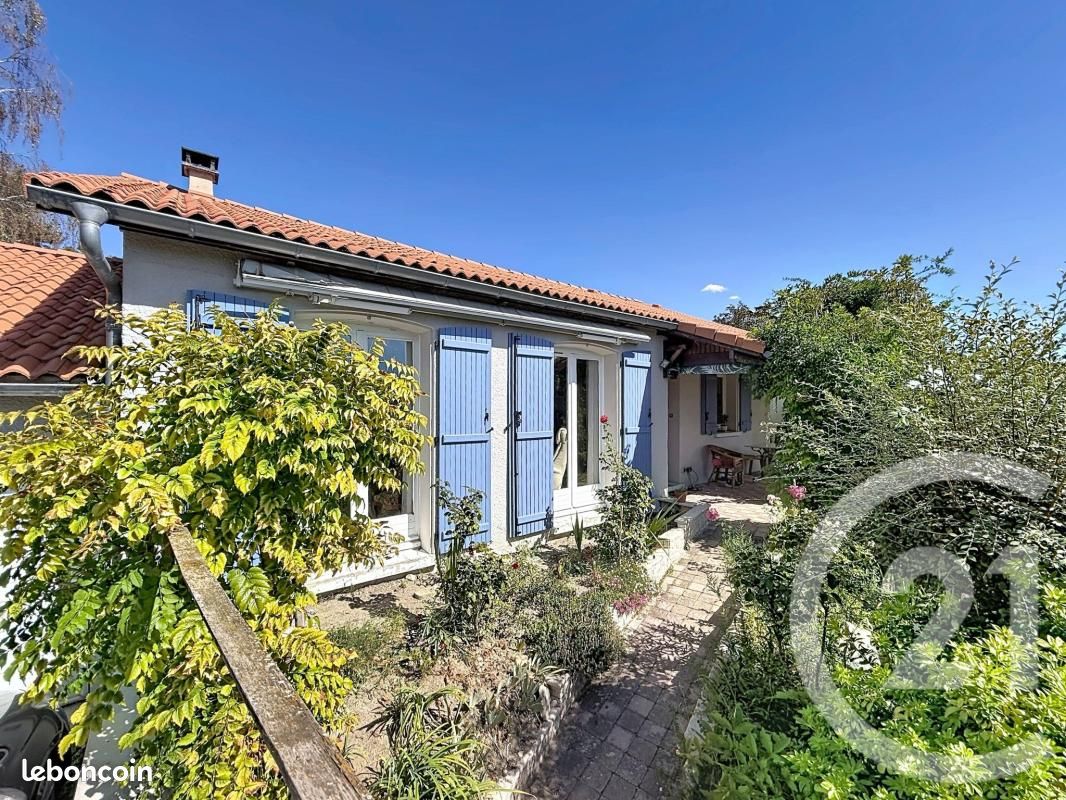 Maison 5 pièces 91 m² · à Cournon-d'Auvergne · 91 m² · 246 000 €