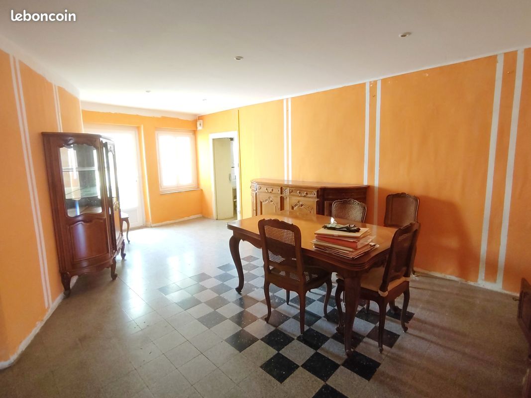 Maison 3 pièces 71 m² · à Castres · 71 m² · 64 000 €