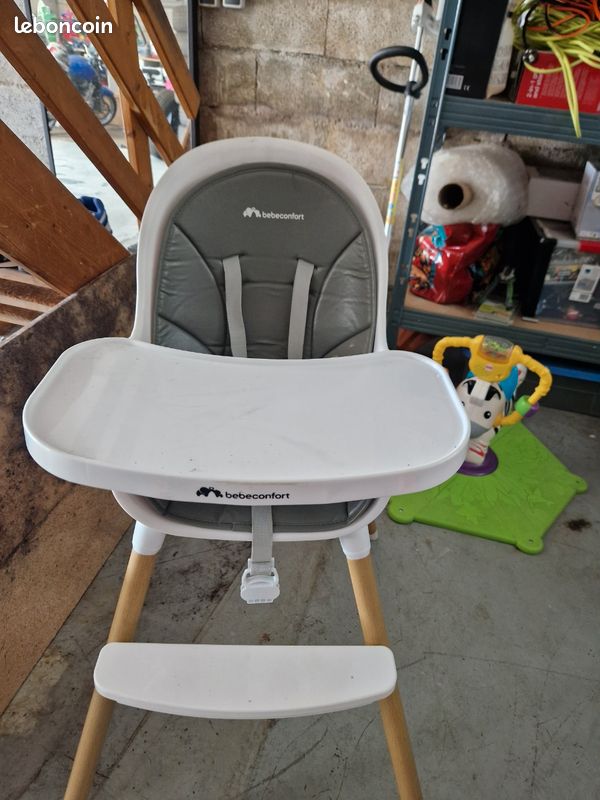 Chaise haute (image 1)