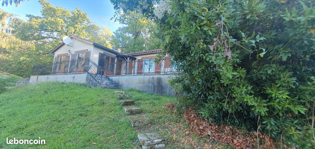 Maison 5 pièces 108 m² · à Sireuil · 108 m² · 98 000 €