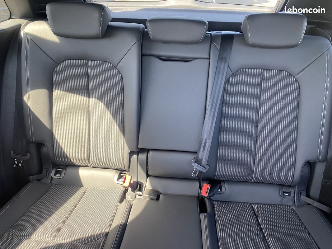 Audi Q3 35 TDI 150CH S LINE S TRONIC 7 (image 16)