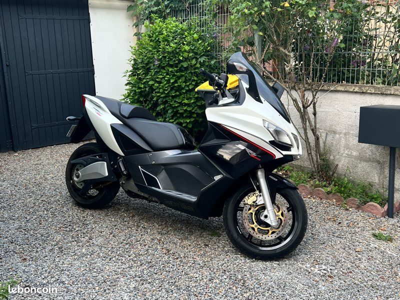 Srv Gilera Aprilia Engine Gp 800 Vs Aprilia Srv 850 Gp800 Aprilia