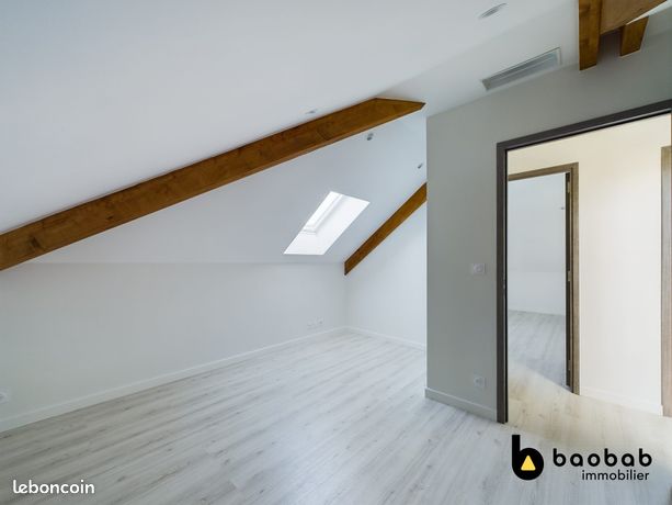 https://img.leboncoin.fr/api/v1/lbcpb1/images/18/00/30/180030a80903b32815f5f953d53d3ce4514a9bf7.jpg?rule=ad-image