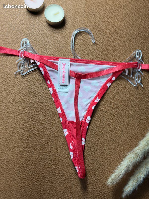 String Signature Rose Et Noir Taille 18 - Neuf Avec étiquettes, Matières Mélangées, Fait En Pologne
