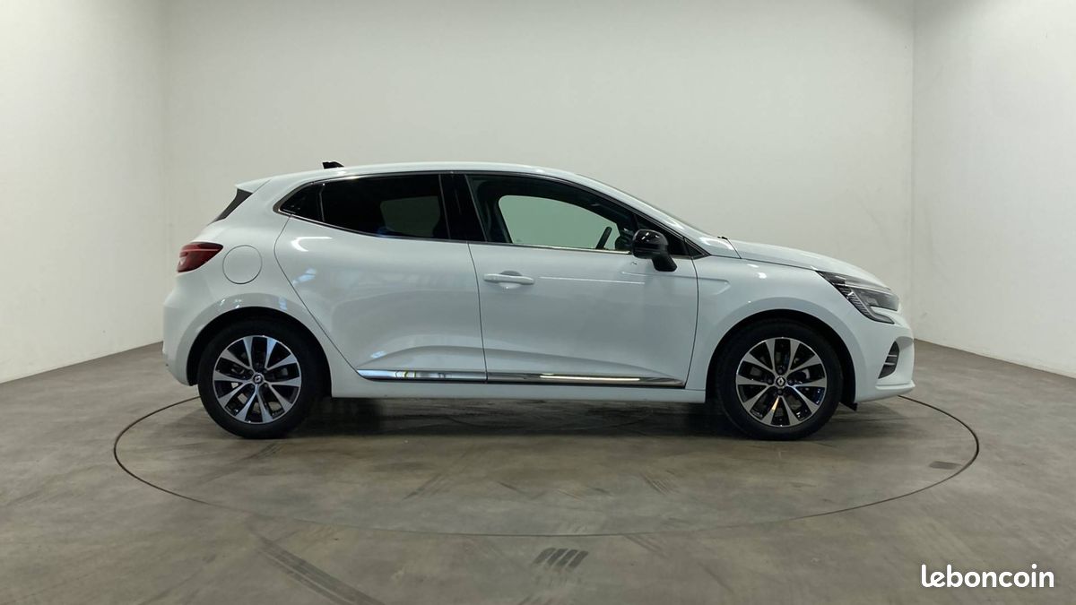 Renault clio e tech full hybrid 145 techno (image 4)