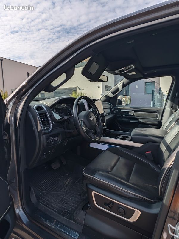 Dodge RAM 1500 (image 3)