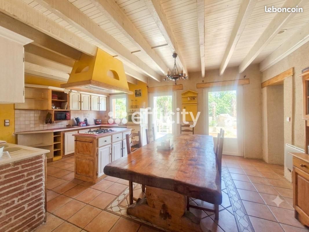 Maison 5 pièces 153 m² · à Foulayronnes · 153 m² · 222 000 €