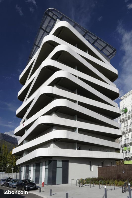 Appartement 4 pièces 77 m² · à Grenoble · 77 m² · 1 035 €/mois