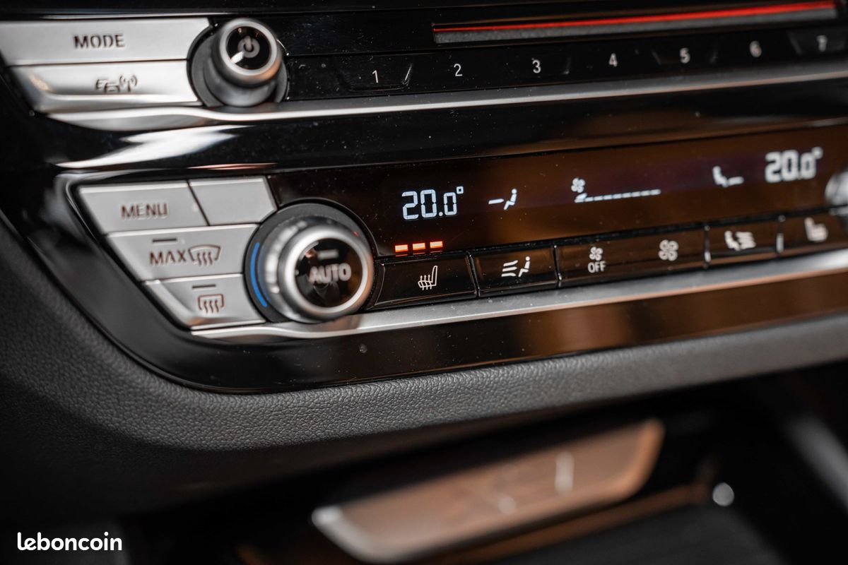 BMW X3 (G01) xDrive 20d 190 CH - Pack M Sport - Phytonic Blau - Cuir Cognac - Toit Ouvrant - Audio Hi-Fi - Feux Arrière LCI - Carnet & Suivi Complet BMW (image 10)