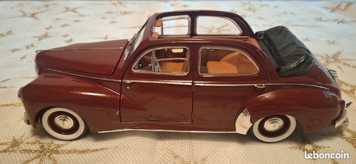 Peugeot 203 cabriolet bleu 1954 1/18 Solido - Collection