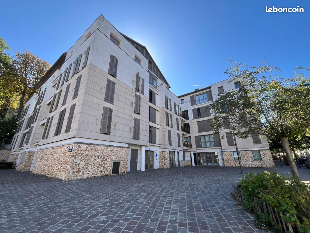Appartement 2 pièces 46 m² · à Chaville · 46 m² · 275 000 €