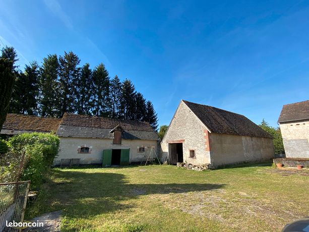 Maison 4 pièces 400 m²