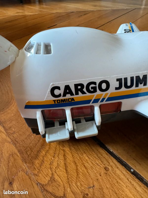 Avion Cargo Jumbo Tomica (image 8)
