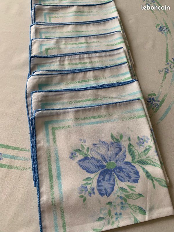 Nappe fleurie + 8 serviettes assorties (image 4)