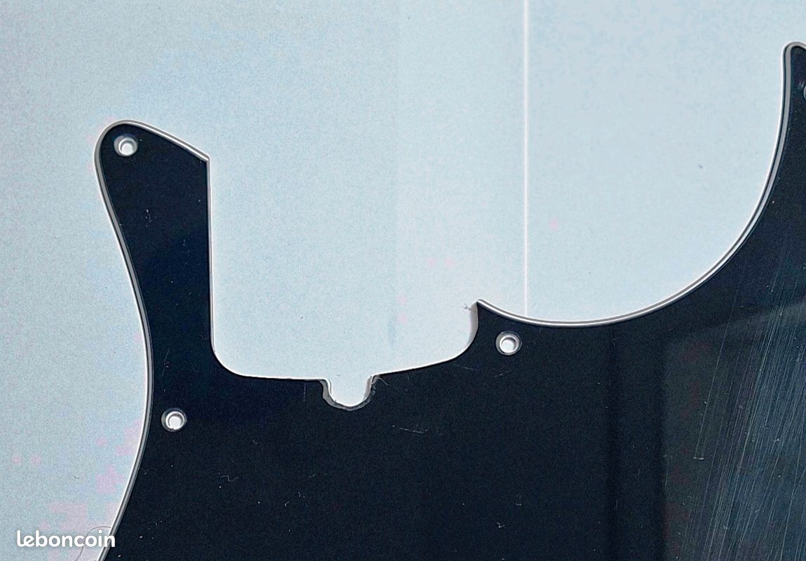 PICKGUARD JAZZ BASS AMERICAN STANDARD BLACK- 3 plis- 10 Trous (image 6)