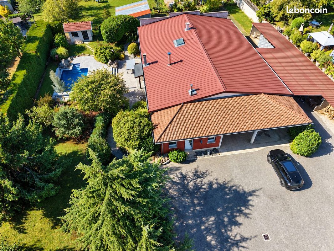 Maison 9 pièces 187 m² · à Arbouans · 187 m² · 449 000 €