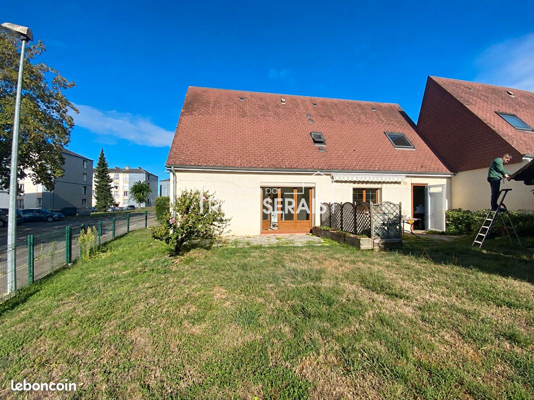 Maison 4 pièces 99 m² · à Argentan · 99 m² · 700 €/mois