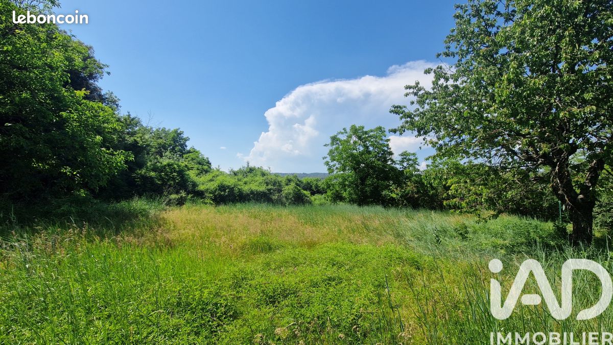Terrain 4744 m² · à Brunet · 4 744 m² · 150 000 €