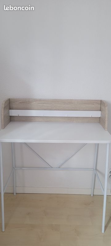 Console (image 2)