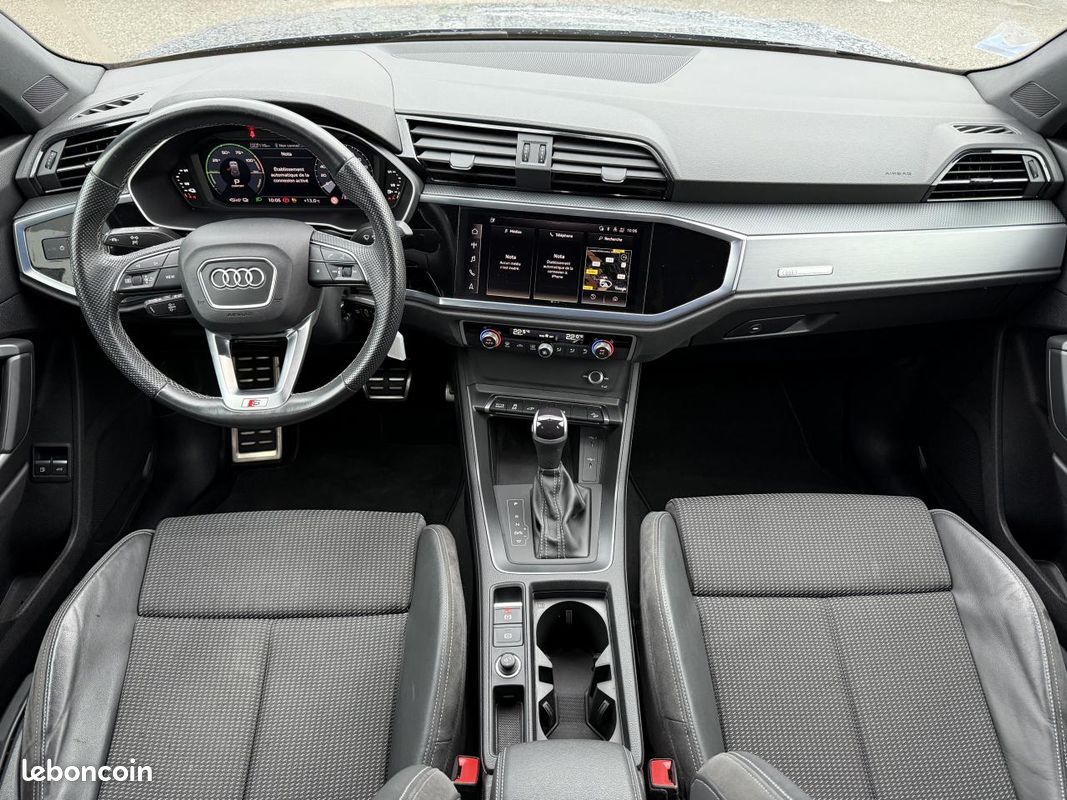 AUDI Q3 45 TFSIe 245 ch S tronic 6 S line (image 13)