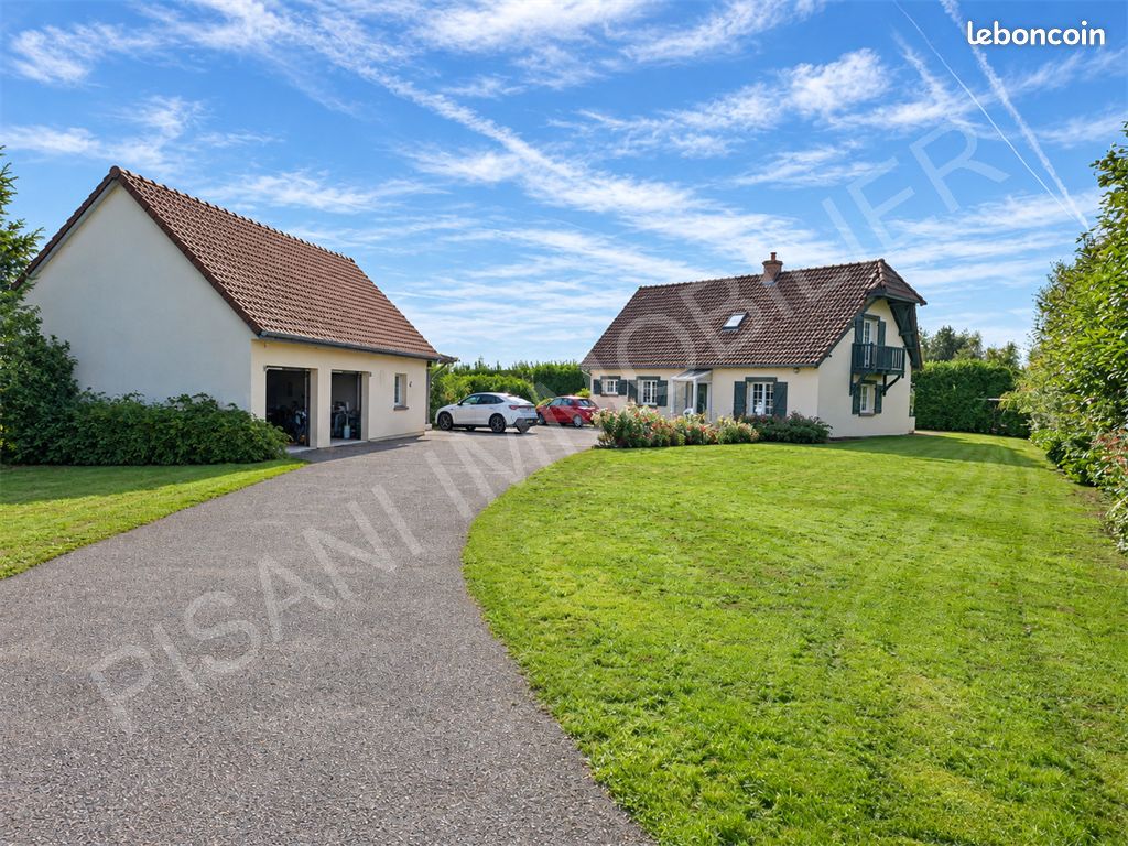 Maison 5 pièces 173 m² · au Tilleul · 173 m² · 350 000 €