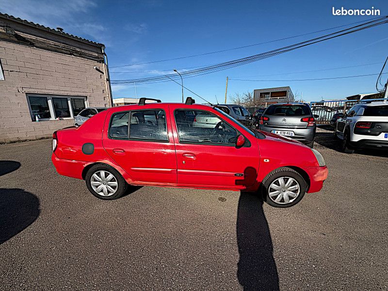 Renault CLIO II 1.2 16V 75CH THALIA 5P (image 4)