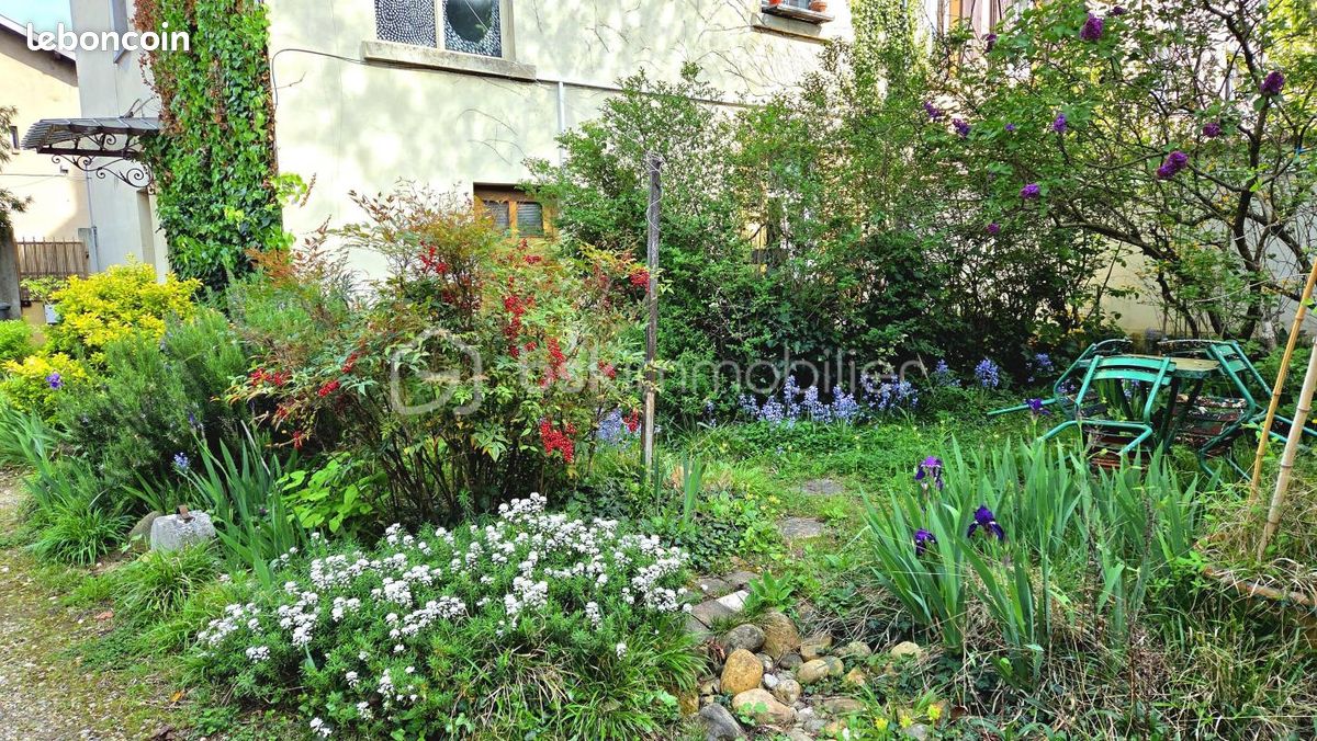 Appartement 3 pièces 70 m² · à Villeurbanne · 70 m² · 259 000 €