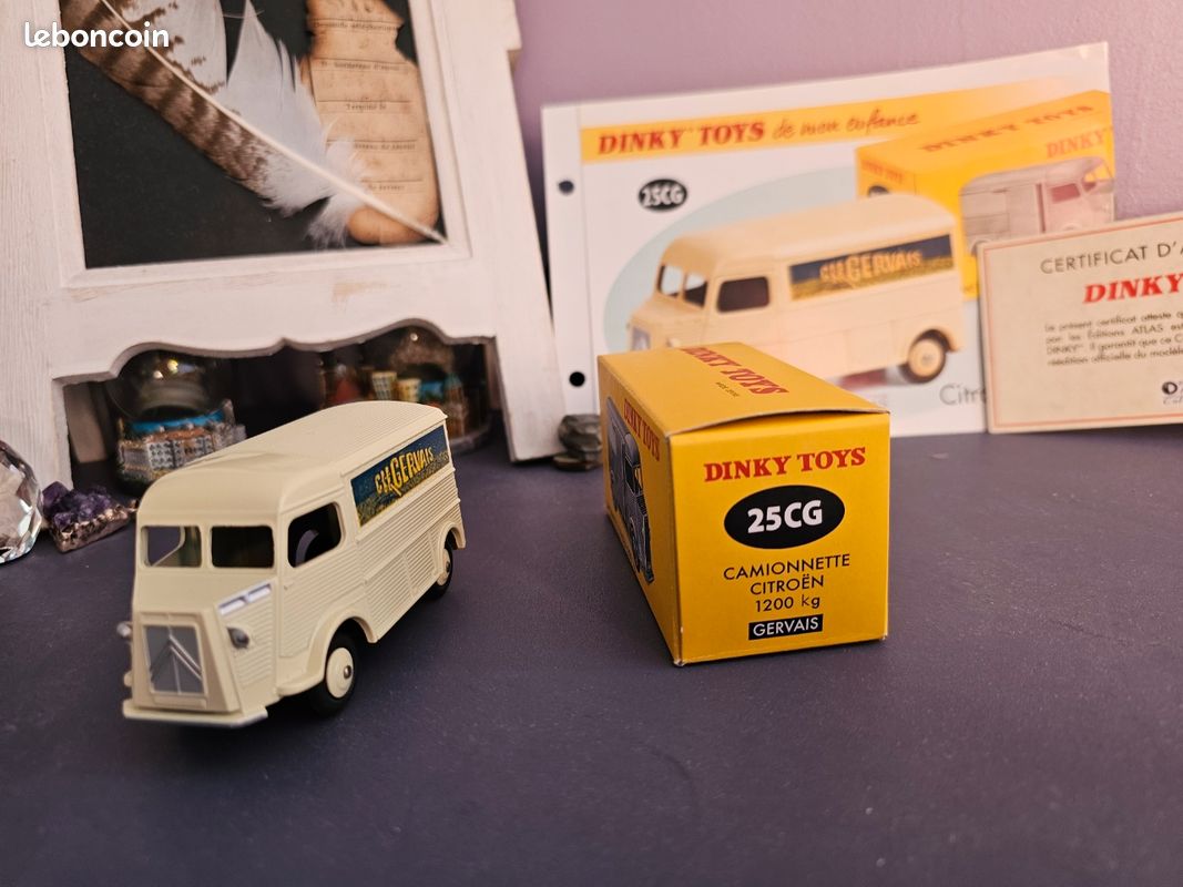 DINKY TOYS 25CG / 561 - Citroën type HY GLACES GERVAIS