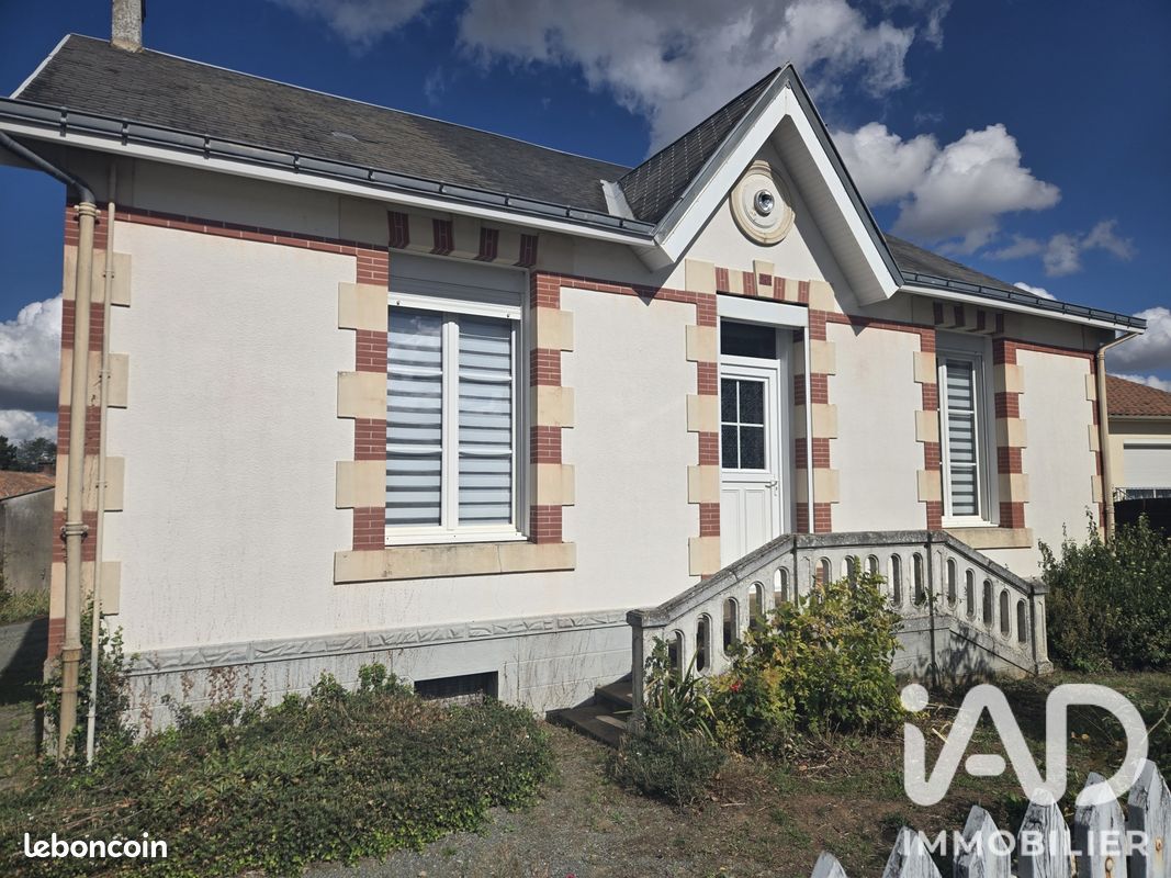 Maison 4 pièces 90 m² · à Essarts-en-Bocage · 90 m² · 158 000 €