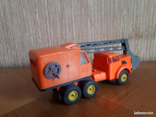 Norev Ancien 1/43 – Tracteur Berliet Avec Pelle Mécanique (sans Boîte), Occasion