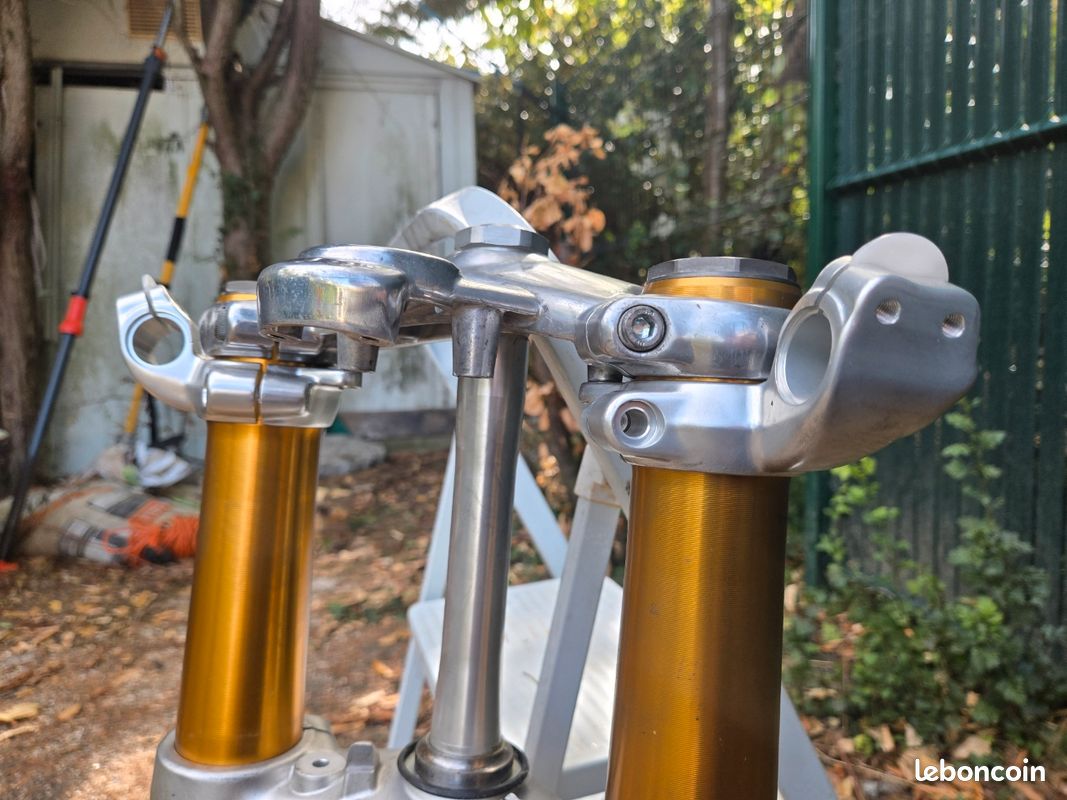 Fourche thruxton 1200 R (image 3)