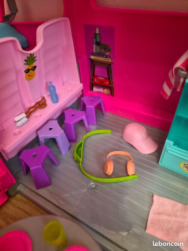 Camping Car Barbie Dream Camper (image 7)