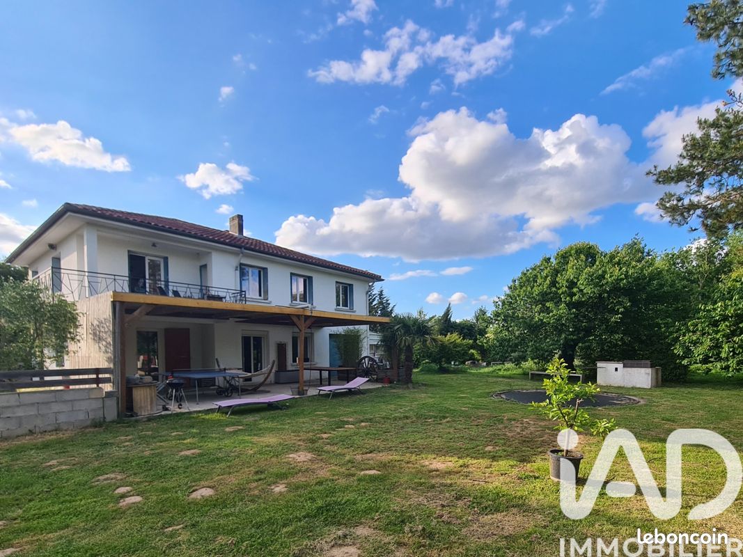 Maison 6 pièces 138 m² · à Montauban · 138 m² · 254 000 €