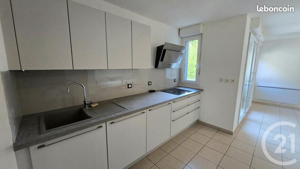 Appartement 3 pièces 67 m² · à Pont-Sainte-Maxence · 67 m² · 137 000 €