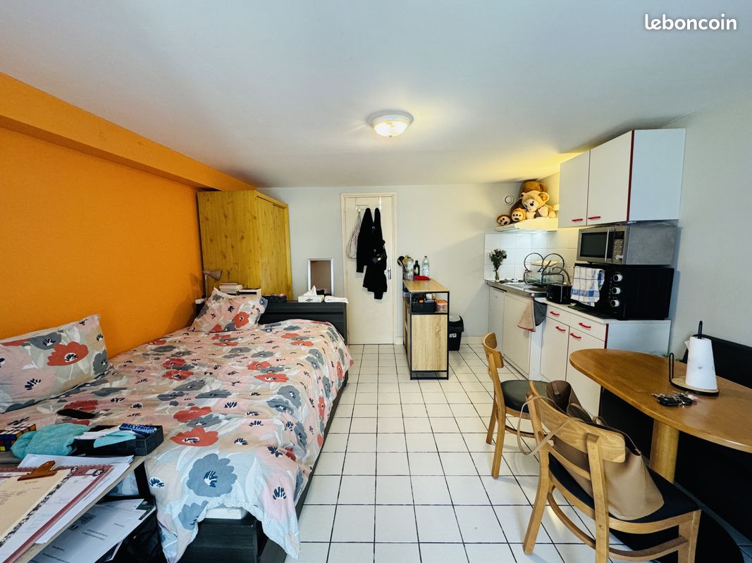 Appartement 1 pièce 21 m² · à Poitiers · 21 m² · 385 €