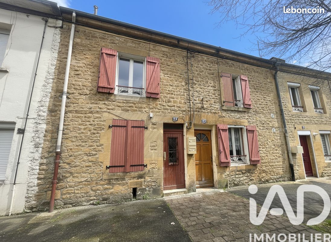 Local commercial 261 m² · à Charleville-Mézières · 261 m² · 159 000 €
