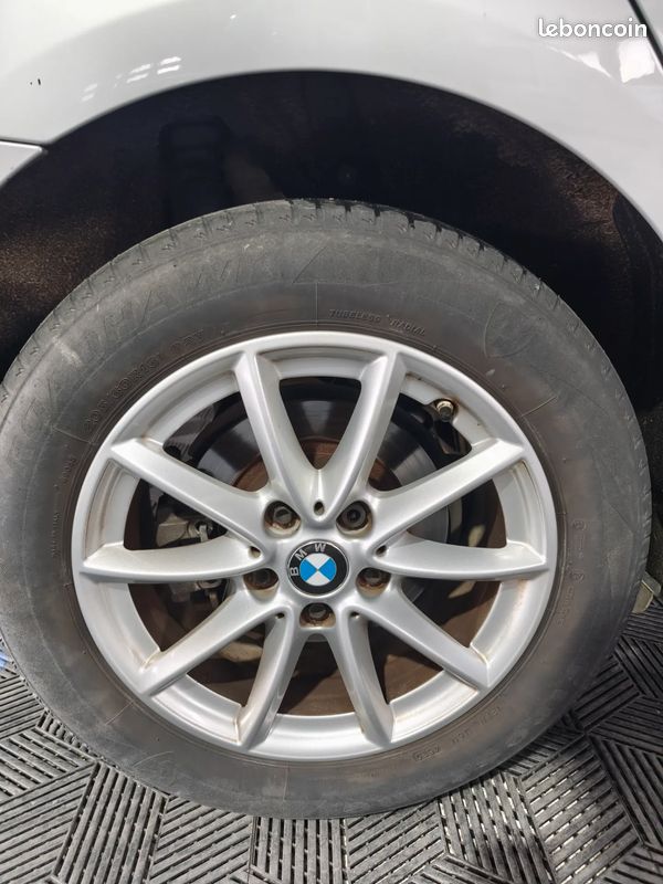 BMW 216d Série 2 ActiveTourer 216d Business Design 116ch - 2018 - 147 500 km - boite automatique - (image 28)
