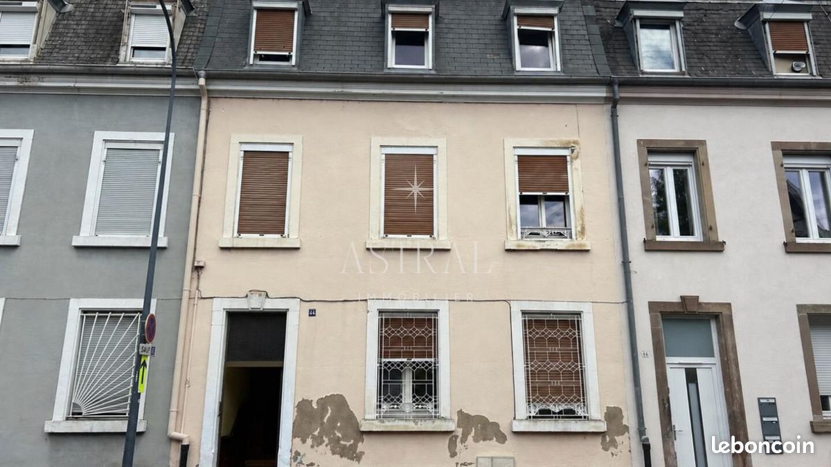 Immeuble 8 pièces 168 m² · à Mulhouse · 168 m² · 192 300 €