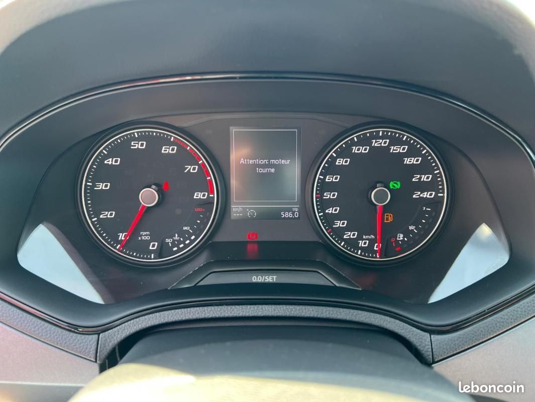 Seat Arona 1.0 EcoTSI 115 ch Start/Stop DSG7 Style (image 14)