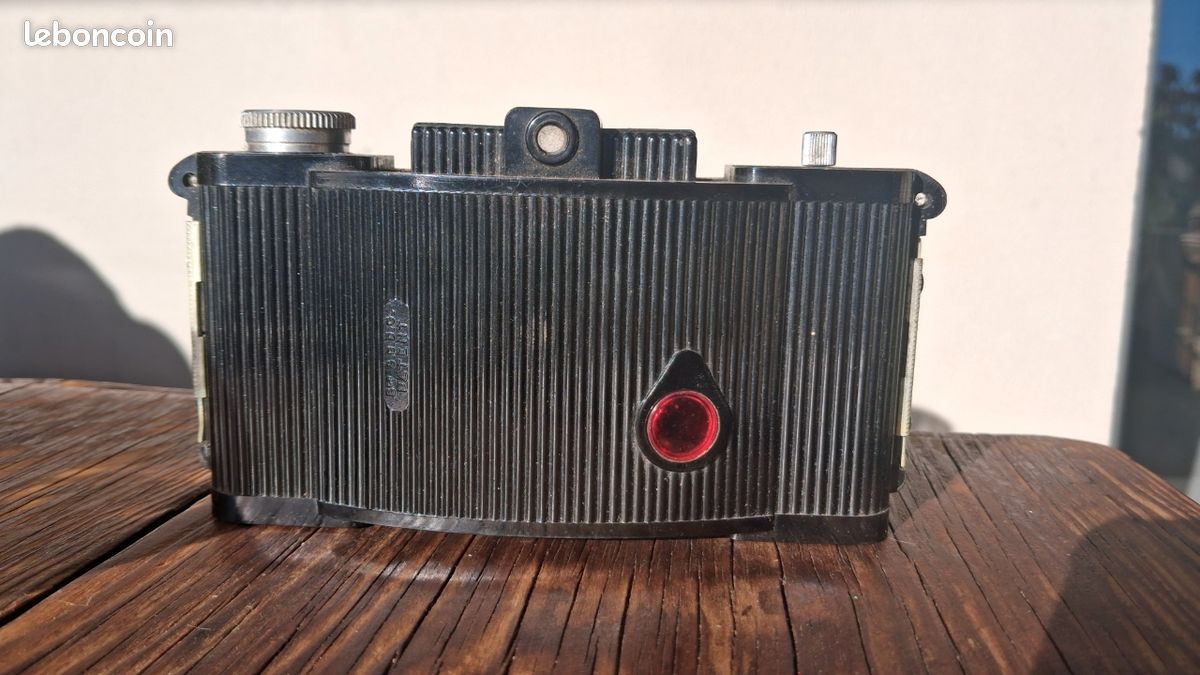 Appareil Photo Ancien Sport-Fex, Fabriqué En France (années 1960), état Vintage