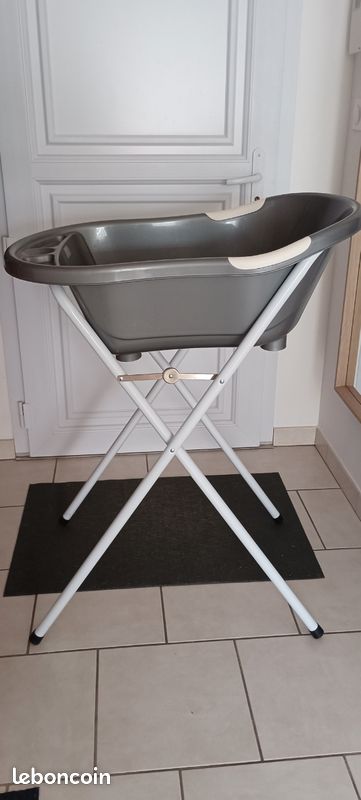 Baignoire sur pied (image 1)