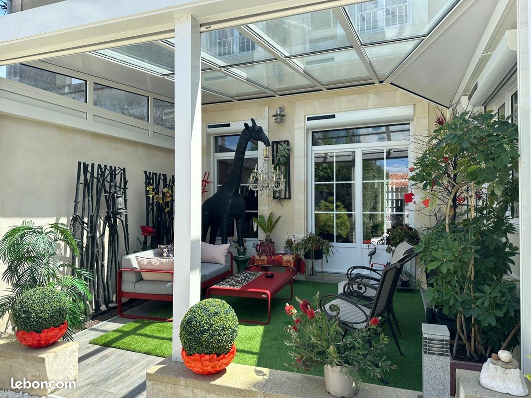 Maison 7 pièces 189 m² · à Saint-Jean-d'Angély · 189 m² · 466 000 €