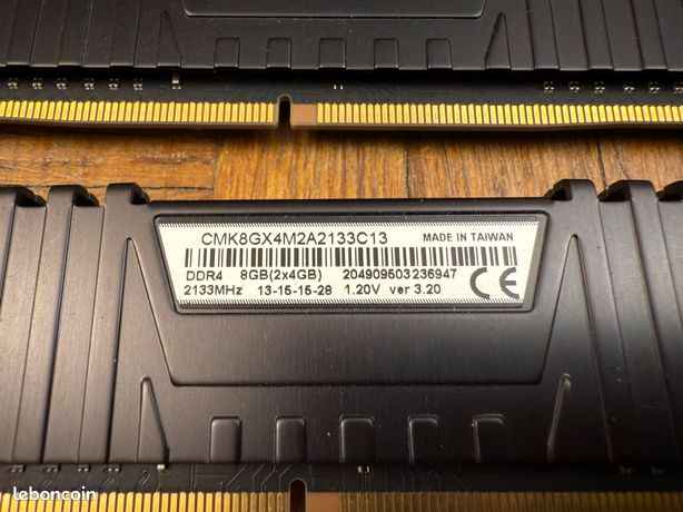 Mémoire DDR4 CORSAIR 8Go 2133 Mhz Accessoires informatique