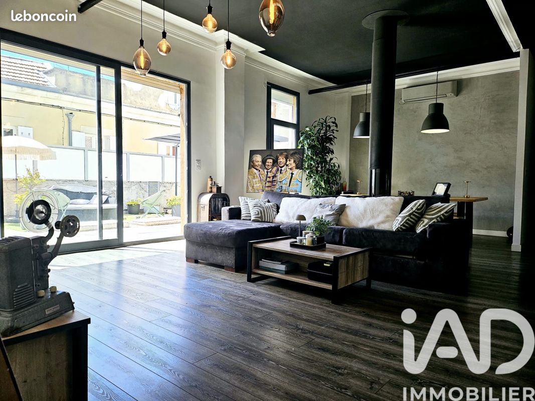 Appartement 7 pièces 215 m² · à Nîmes · 215 m² · 649 000 €
